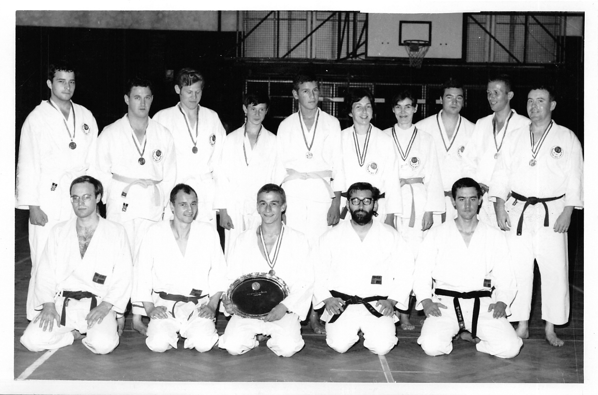 Deutsche Karate-Nationalmannschaft der 1960er-Jahre mit Rauscher